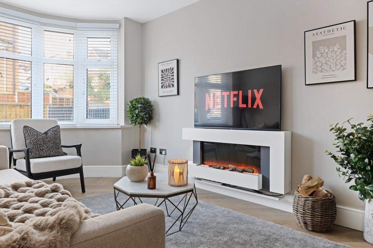 Windsor House By Andrew Hart Property Stourbridge Kamer foto